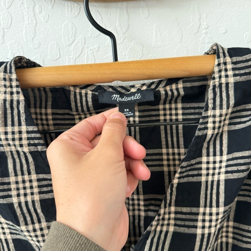 Madewell Plaid Courtyard Metallic Ruffle Hem Peplum Button Blouse XS - Picture 3 of 7